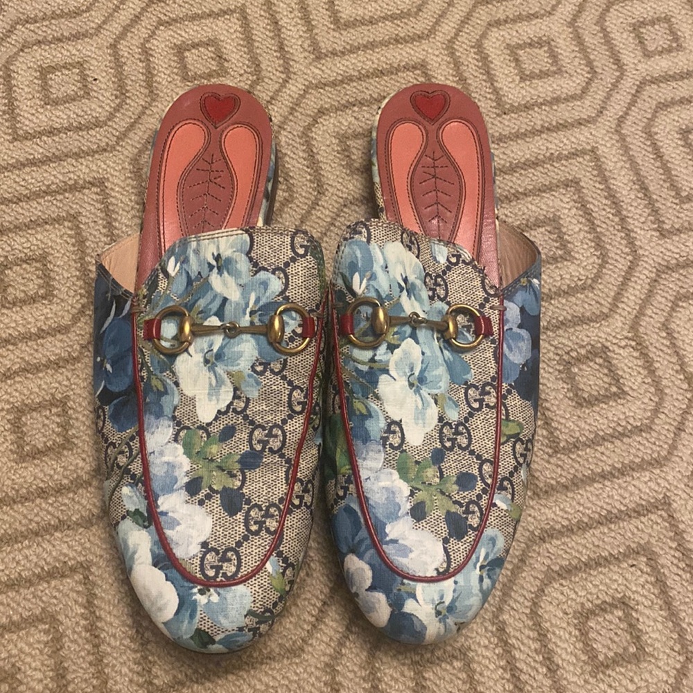 Gucci slides